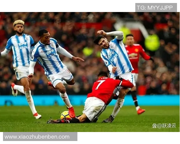 利物浦迎战切尔西激战再续 两大豪门冲击英超榜首全力以赴 利物浦迎战切尔西激战再续 两大豪门冲击英超榜首全力以赴