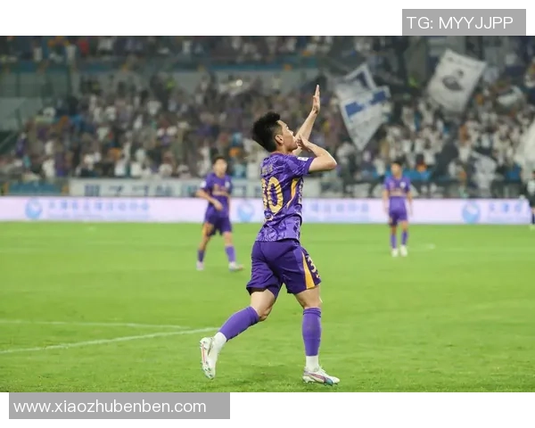 津门虎奋勇拼搏展现天津足球精神再续辉煌征程迎接新赛季挑战